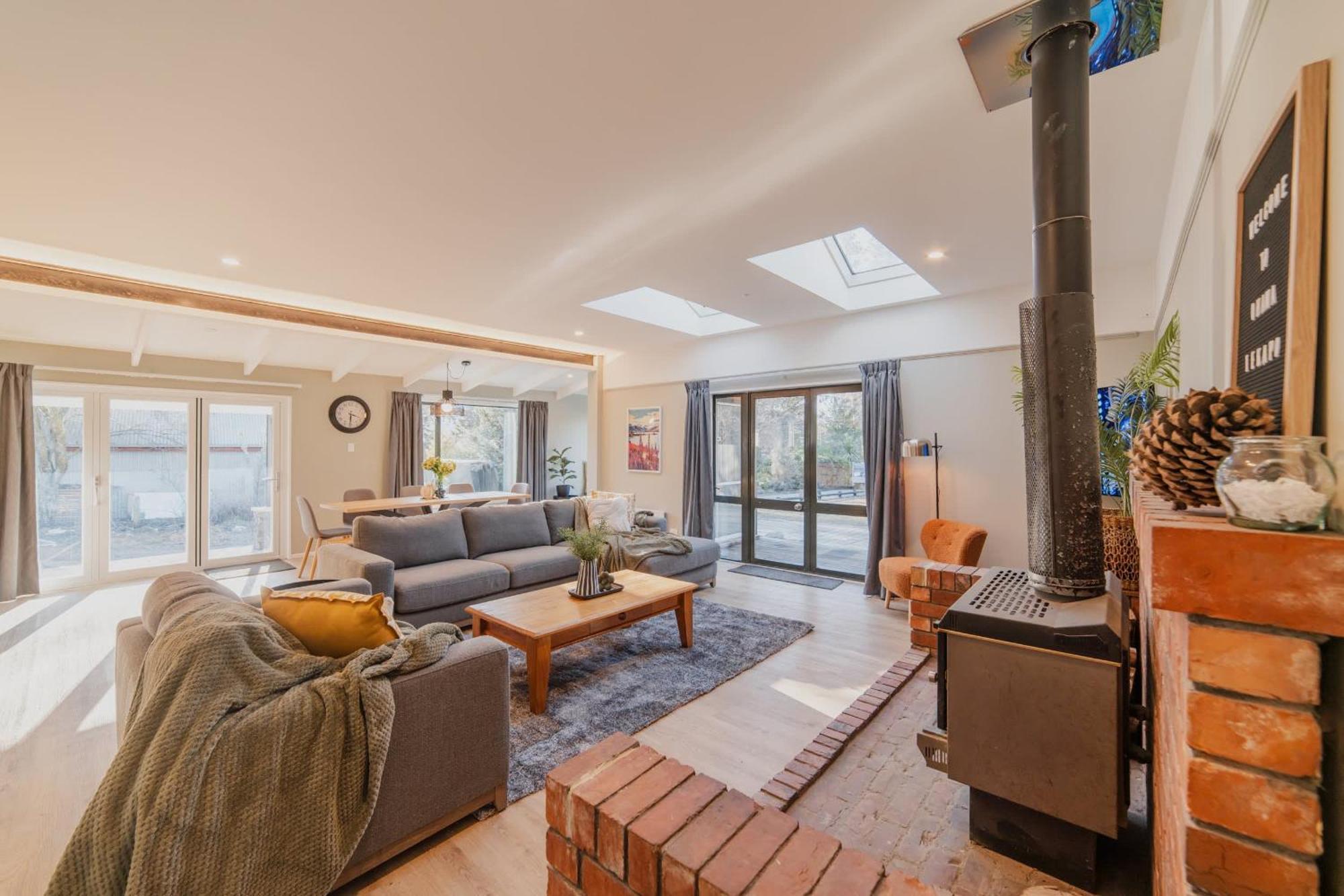 Galaxy 3Br Modern Home With Fireplace Outdoor Spa Лейк Текапо Екстериор снимка